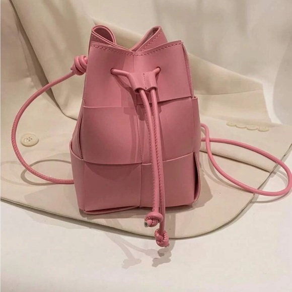 Pink Designer Style Mini Braided Bucket Bag - Picture 6 of 9